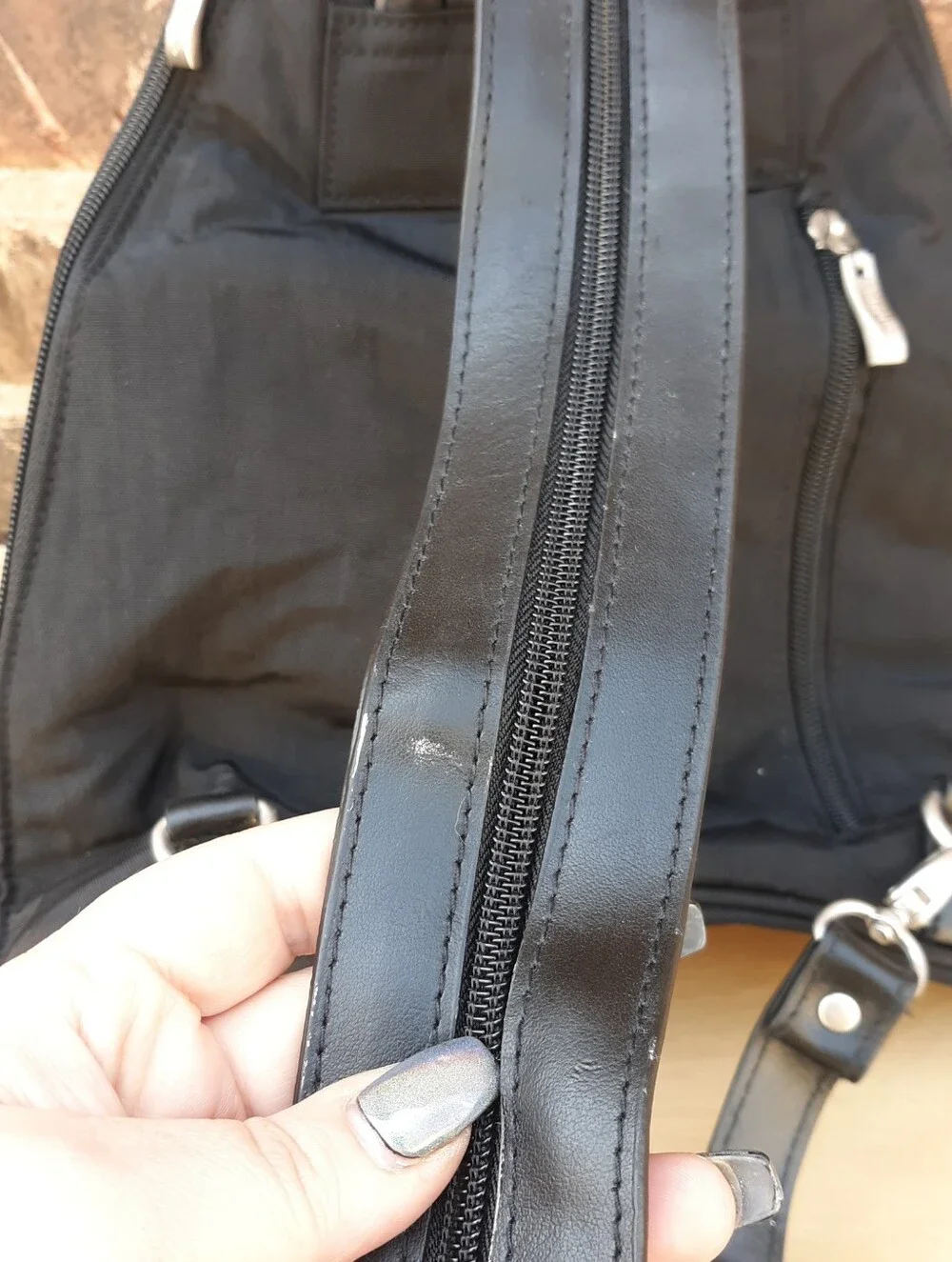 Baggallini Triangle Mini Backpack Black